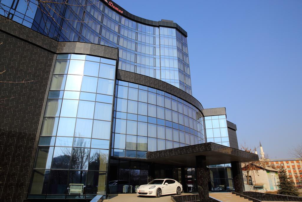 Damas International Hotel Bischkek Exterior foto